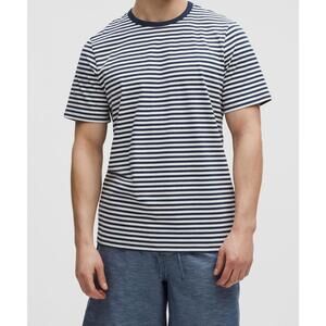 NWT Lululemon Organic Cotton Classic Fit T-Shirt - Size‎ Medium - MSRP $58